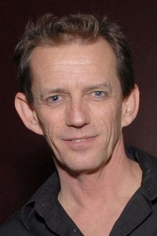 Ezra Buzzington photo