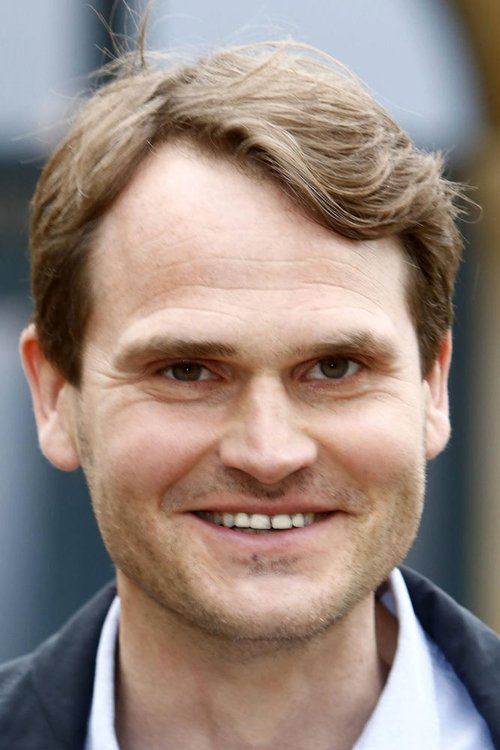 Fabian Hinrichs photo