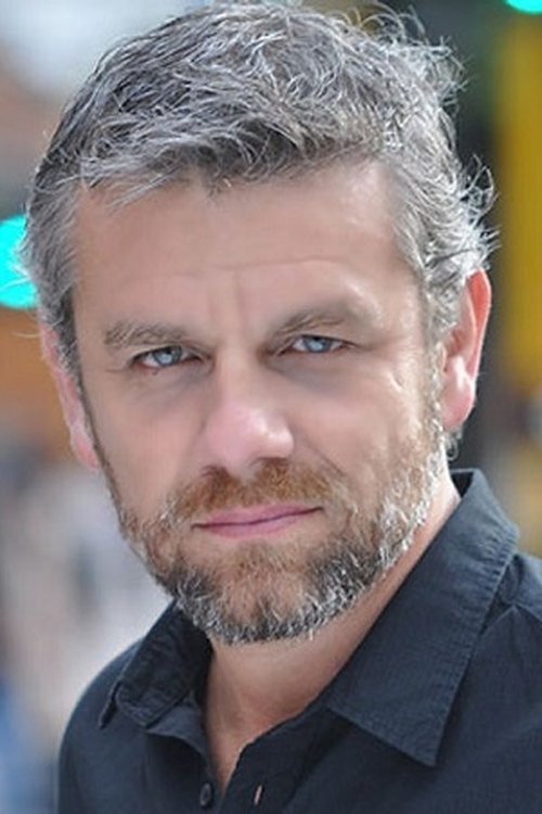 Fabrizio Aguilar photo