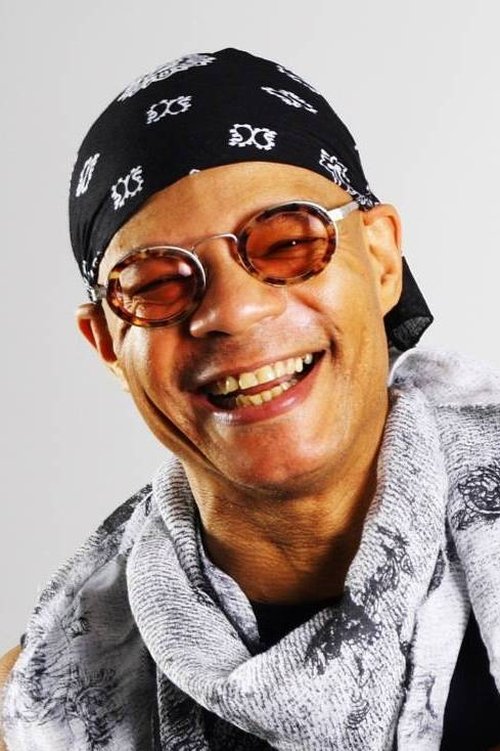 Fernando Saunders photo