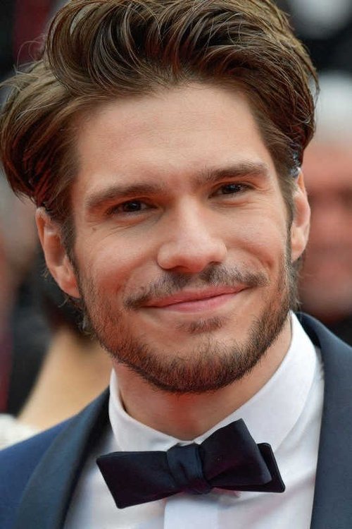 François Civil photo