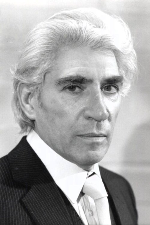 Frank Finlay photo