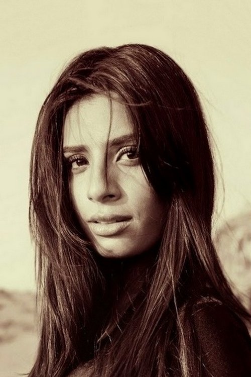 Gaelyn Mendonca photo