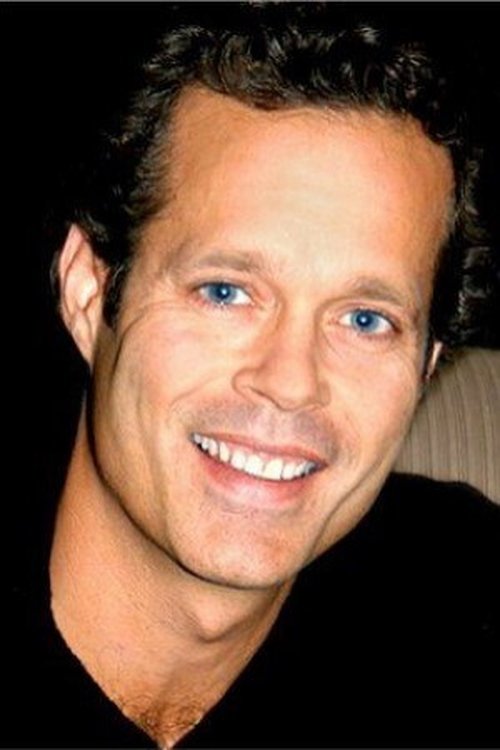 Garett Maggart photo