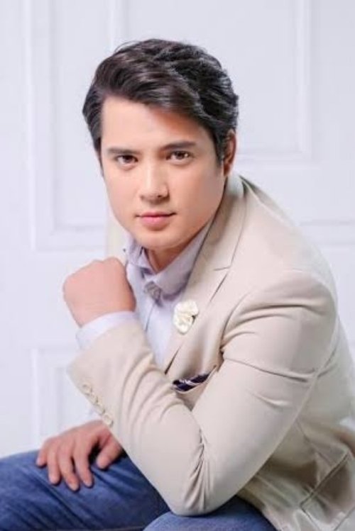 Geoff Eigenmann photo