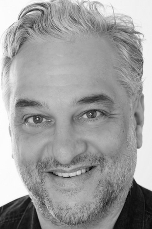 Geoffrey Garratt photo