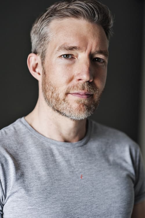 Geoffrey Newland photo