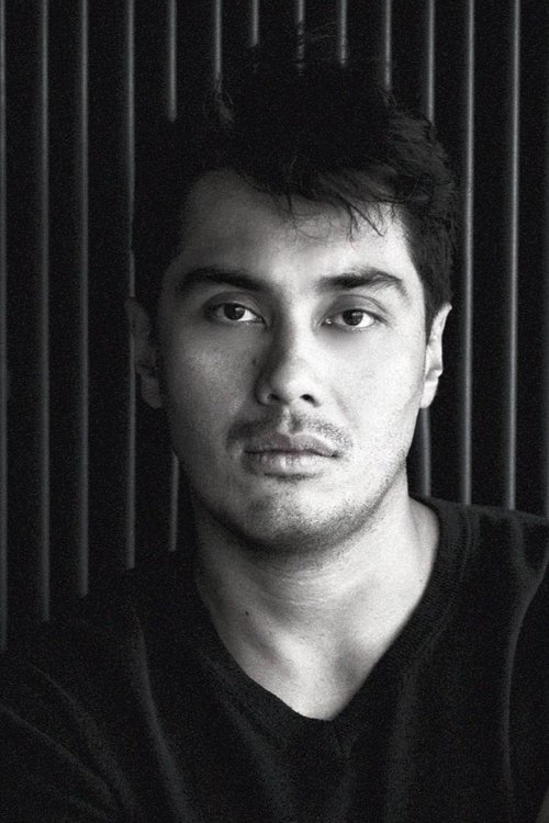 Gian Magdangal photo