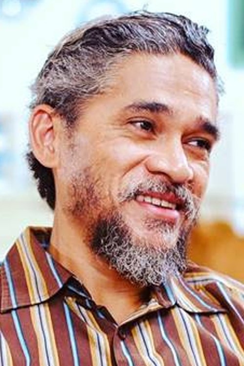 Gilbert Pattiruhu photo