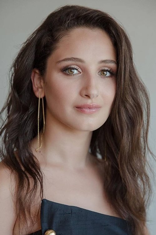 Gökçe Akyıldız photo