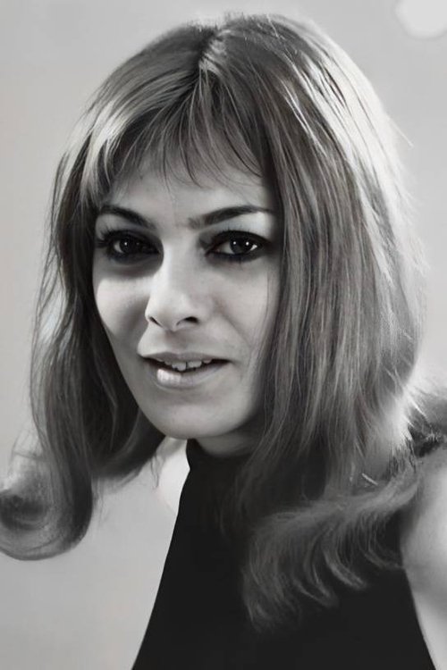 Gyöngyi Bürös photo