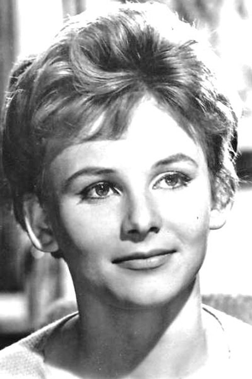 Gyöngyi Polónyi photo