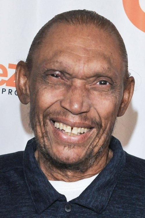 Hawthorne James photo