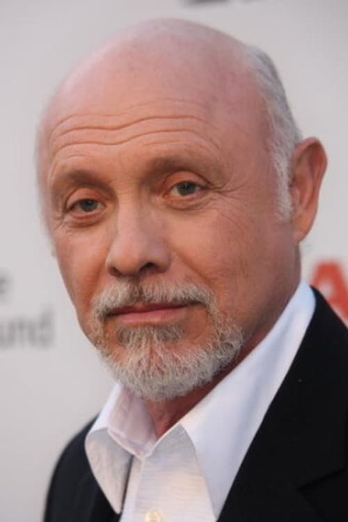 Héctor Elizondo photo