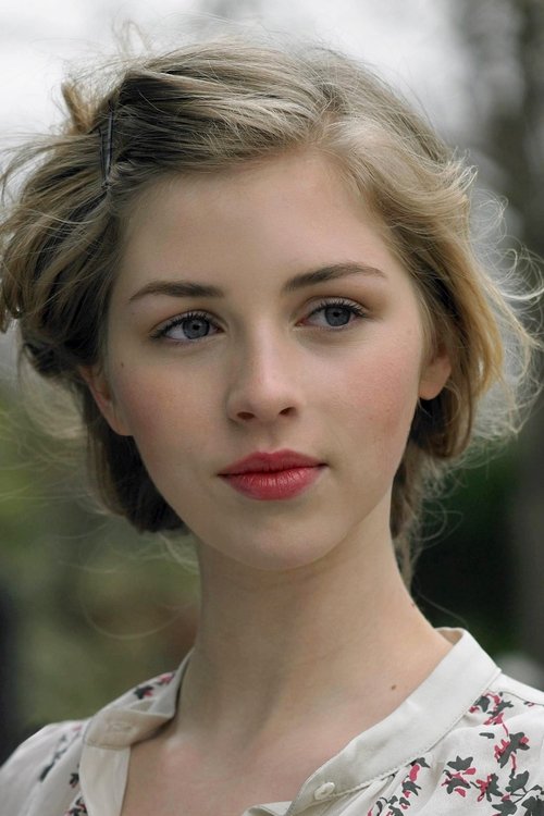 Hermione Corfield photo