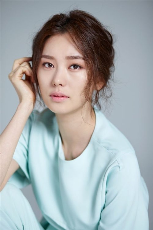 Hwang Sun-hee photo