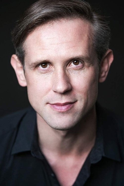 Ian Hallard photo