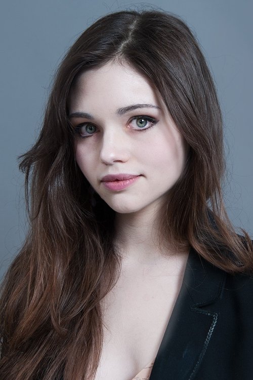 India Eisley photo