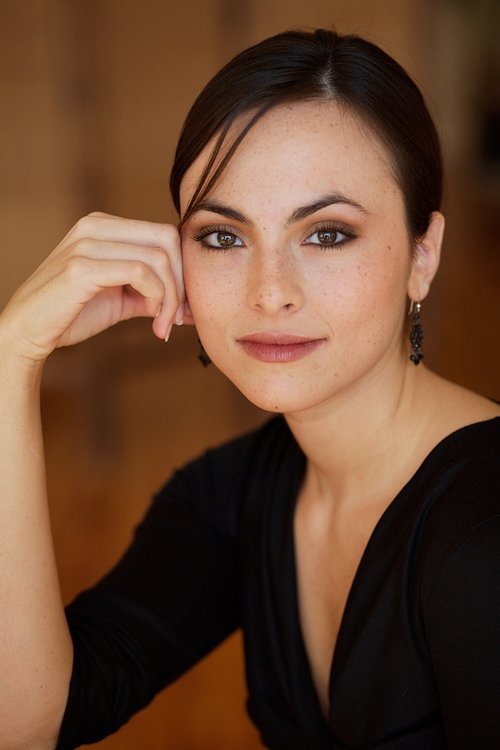 Isabel Leonard photo