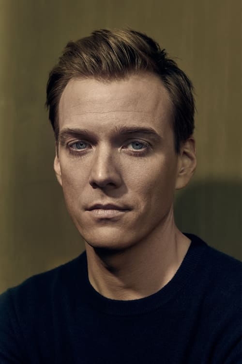 Jake Abel photo