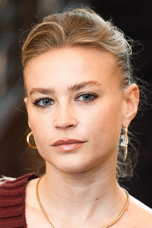 Jeanne Goursaud photo