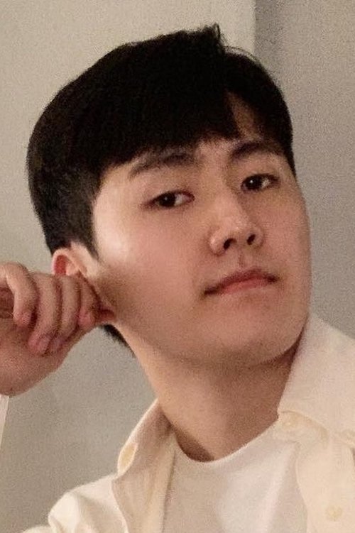 Jeon Jun-young photo