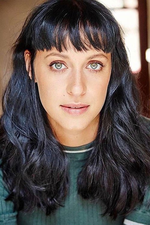 Jessica Falkholt photo