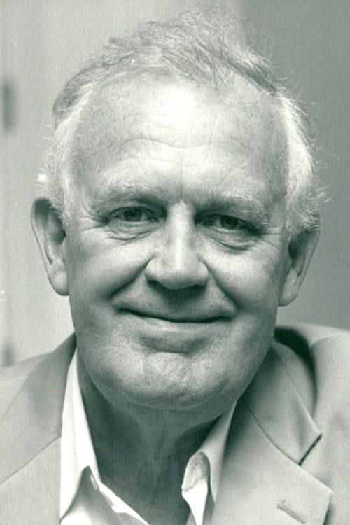 Joss Ackland photo