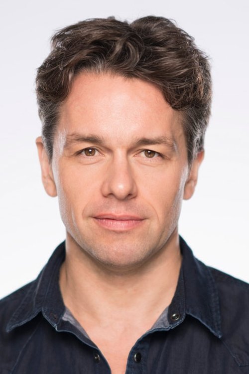 Julian Ovenden photo