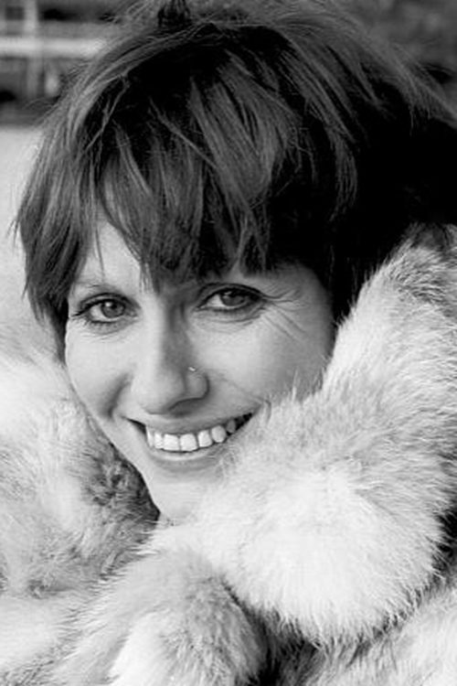 Juliette Mills photo