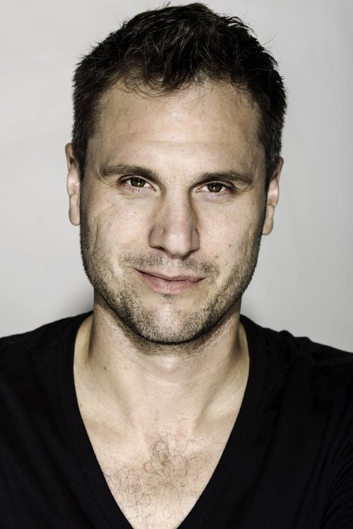 Justen Naughton photo