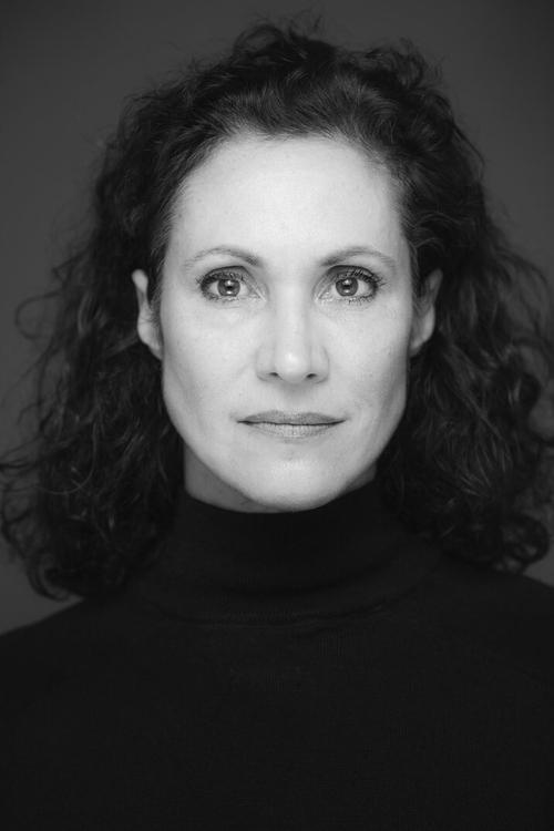 Justine del Corte photo