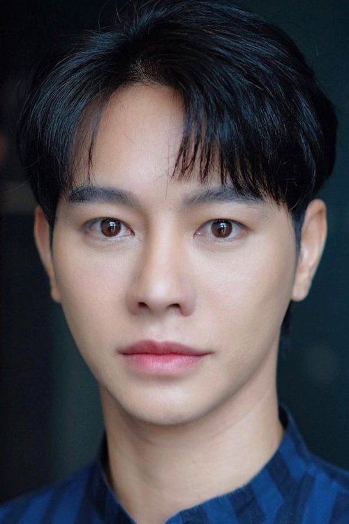 Kantapat Permpoonpatcharasuk photo