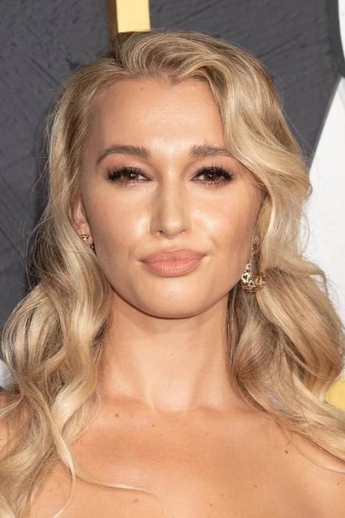 Karolina Benefield photo