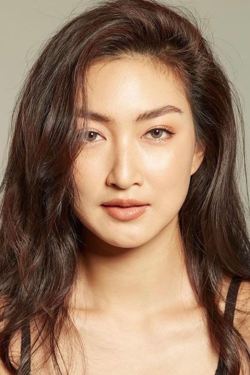 Khemanit Jamikorn photo