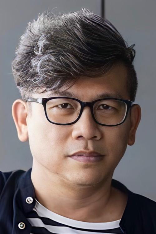 Kongdej Jaturanrasmee photo