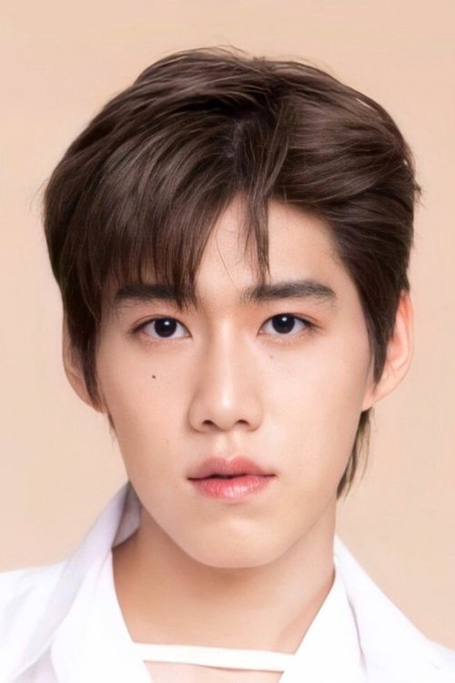 Krit Amnuaydechkorn photo