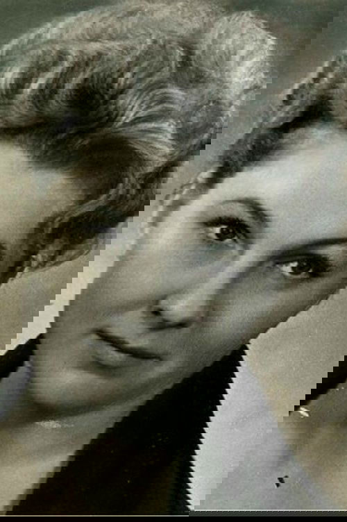 Larisa Bukhartseva photo