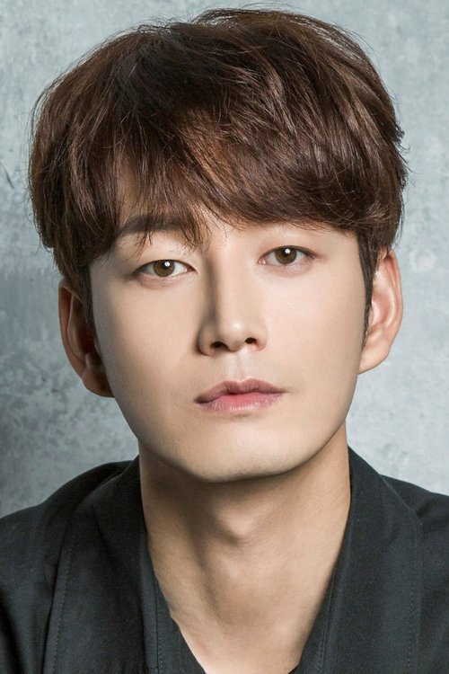 Lee Hyun-wook photo