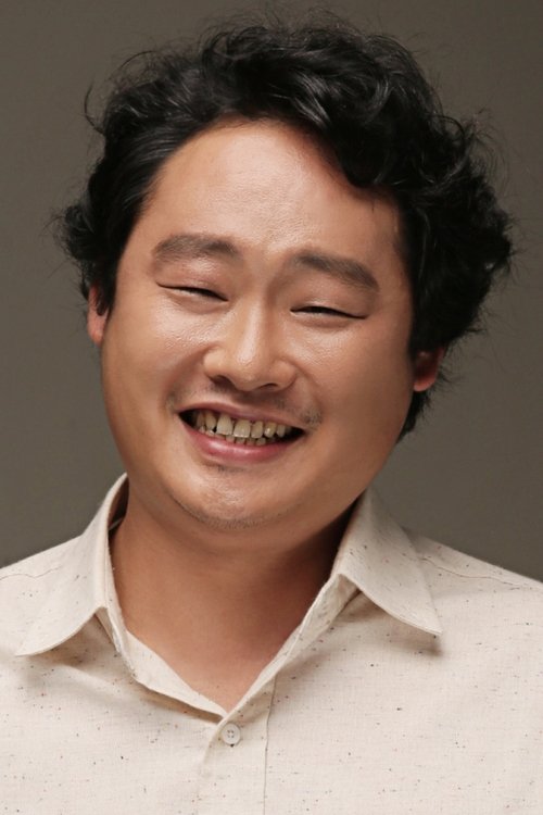 Lee Yoo-jun photo