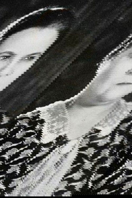 Lillian Elliott photo