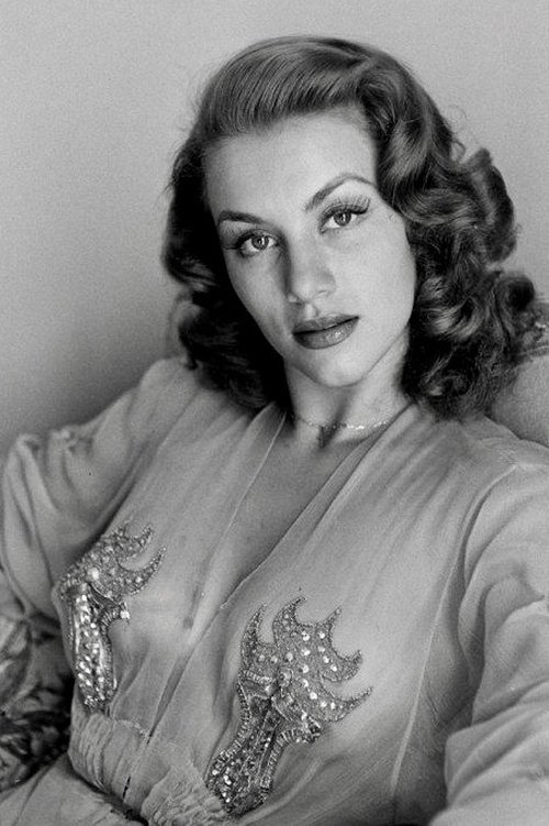 Linda Christian photo