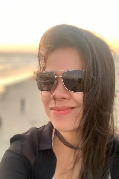 Profile image of Linnet Zurbano