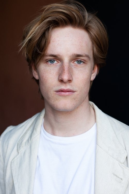 Louis Hofmann photo