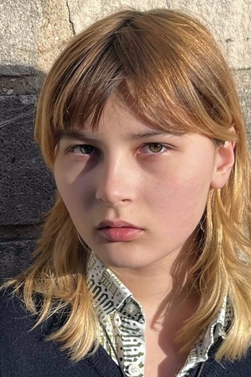 Luna Ho Poumey photo