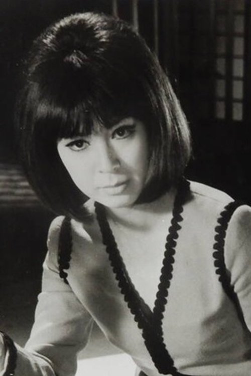 Machiko Yashiro photo