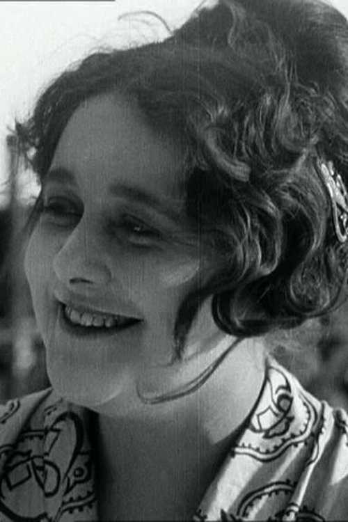 Madeleine Erickson photo