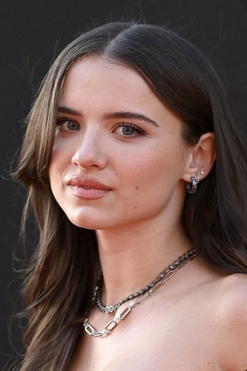 Madeleine McGraw photo