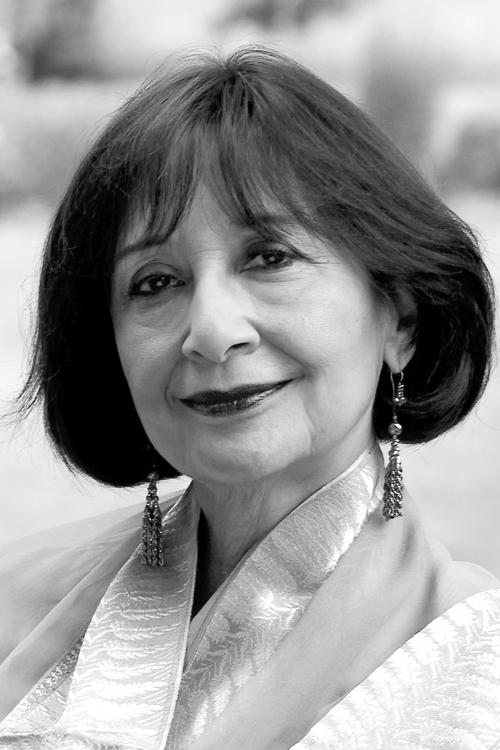 Madhur Jaffrey photo