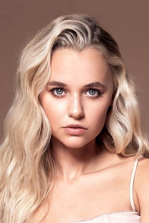 Madison Iseman photo